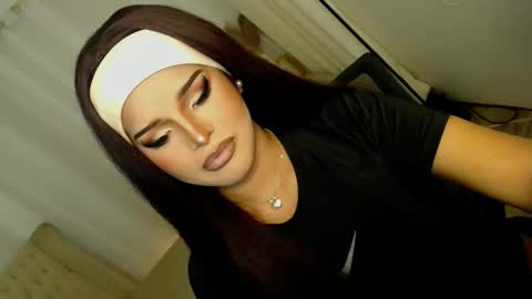    MONA    online show from November 9, 6:06 pm