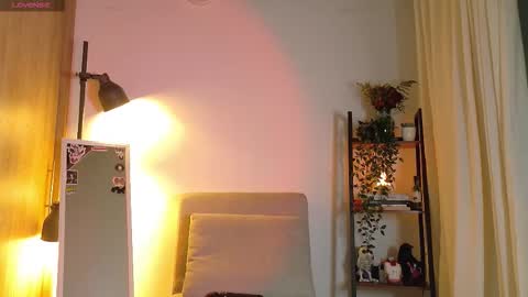 Snapshot of lucy_meoww chatting on November 10, 11:15 pm lucy meoww online show from November 10, 11:15 pm