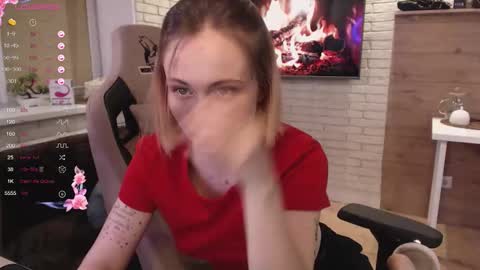 Lucy online show from October 10, 9:36 pm