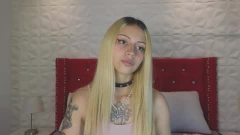 Snapshot of lucy_pink__ chatting on October 13, 7:03 pm PINK online show from October 13, 7:03 pm