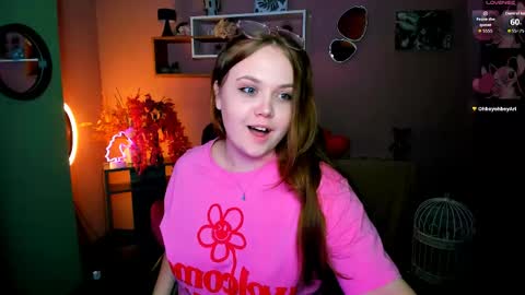 lucy online show from April 15, 7:58 pm