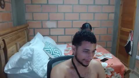 Snapshot of lucy_sluppy_hard chatting on May 20, 3:24 am lucy_sluppy_hard online show from May 20, 3:24 am