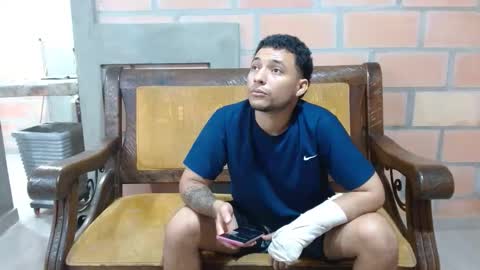 Snapshot of lucy_sluppy_hard chatting on May 29, 3:54 pm lucy_sluppy_hard online show from May 29, 3:54 pm