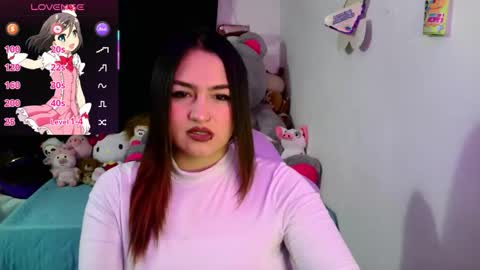 Snapshot of lucycherry__ chatting on February 6, 6:51 am LUCIA online show from February 6, 6:51 am