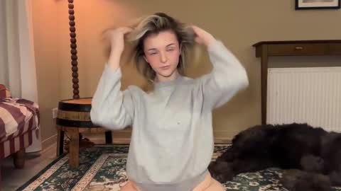 Lucy online show from March 29, 12:10 am