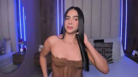 Lucy online show from February 27, 6:52 pm