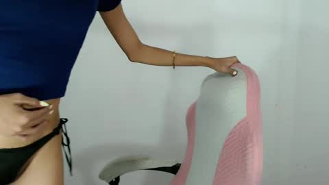 Snapshot of lucyseductive_ chatting on July 6, 7:38 am JIRVIE online show from July 6, 7:38 am