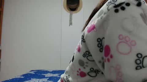 I am Luciana Martin... Welcome in my room online show from February 10, 9:57 am