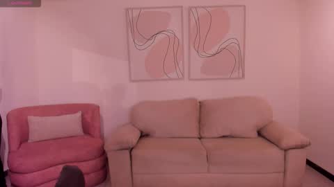 Lucy online show from November 20, 8:08 pm