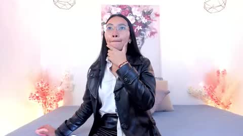 Lucy Liiu online show from October 31, 11:55 am