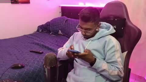 Snapshot of lufehott chatting on January 2, 6:07 am lufehott online show from January 2, 6:07 am