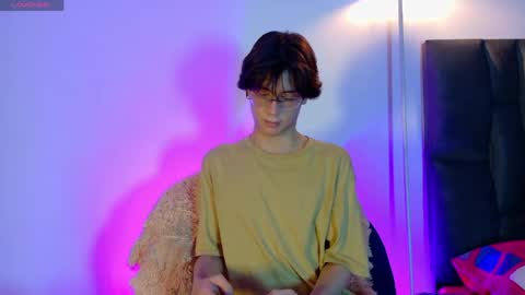 Lui online show from April 13, 3:34 am