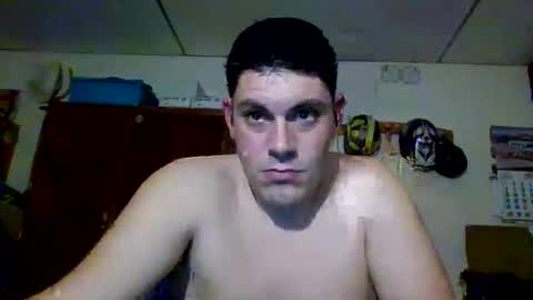 Snapshot of luis2423 chatting on November 5, 10:54 pm A slave to the mistress.. un esclavo para las amas dominantes. online show from November 5, 10:54 pm