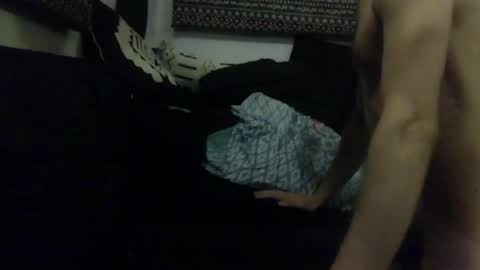 luis603ito online show from May 1, 1:43 am