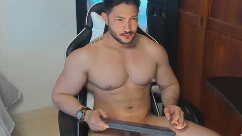 luis_baptista online show from September 28, 7:41 pm