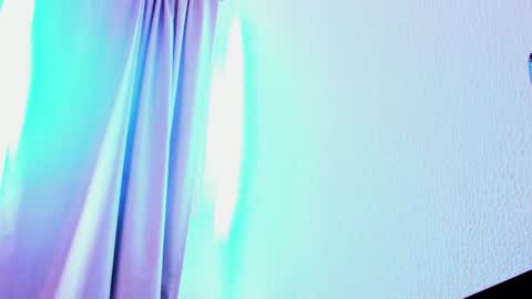 Snapshot of luisaa_diaz_ chatting on September 23, 12:30 pm Luisa Diaz online show from September 23, 12:30 pm