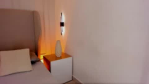 L U I S A online show from January 16, 7:51 pm