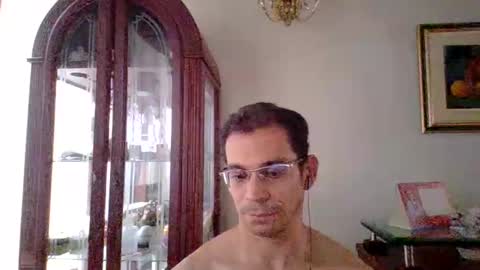 Snapshot of luiselamante chatting on March 26, 8:03 pm Luis online show from March 26, 8:03 pm