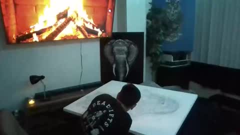 luisjg24hrs online show from April 4, 7:17 am