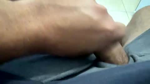 Snapshot of luiso29 chatting on November 19, 11:43 am luiso29 online show from November 19, 11:43 am