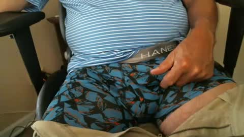 Snapshot of luke7711 chatting on September 28, 10:48 pm luke7711 online show from September 28, 10:48 pm