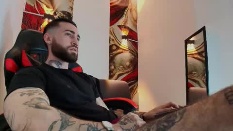 LUKE online show from November 21, 1:21 pm