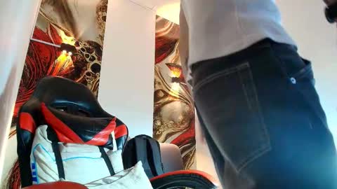 LUKE online show from March 20, 12:54 pm