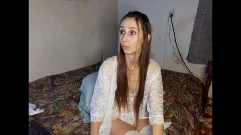 Snapshot of lukeandali23 chatting on February 12, 12:48 am Lukeandali420 online show from February 12, 12:48 am