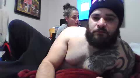 Snapshot of lukeandliz25 chatting on May 9, 10:15 pm DarkSideDuo69 online show from May 9, 10:15 pm
