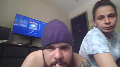 Snapshot of lukeandliz25 chatting on May 10, 5:51 pm DarkSideDuo69 online show from May 10, 5:51 pm