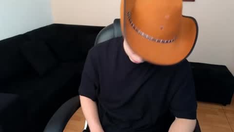 lukeboyce online show from July 25, 9:56 pm