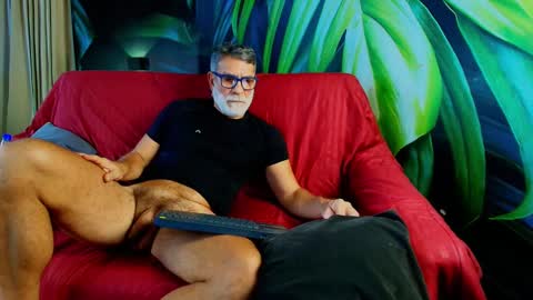 Snapshot of lukecrews chatting on September 30, 7:41 pm Luke Crews online show from September 30, 7:41 pm