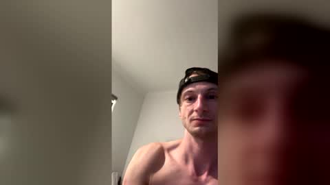 luketaylorla online show from May 14, 2:24 pm