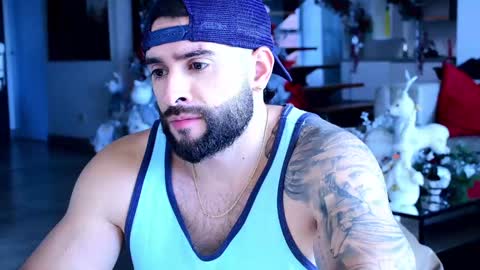 Snapshot of lukhass chatting on January 12, 9:29 pm Lukhas f4f online show from January 12, 9:29 pm