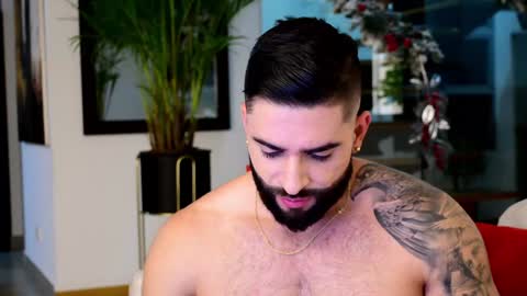 Snapshot of lukhass chatting on January 16, 1:06 am Lukhas f4f online show from January 16, 1:06 am