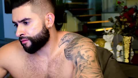 Snapshot of lukhass chatting on January 25, 1:21 am Lukhas f4f online show from January 25, 1:21 am