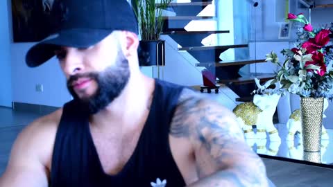 Snapshot of lukhass chatting on January 25, 7:07 pm Lukhas f4f online show from January 25, 7:07 pm