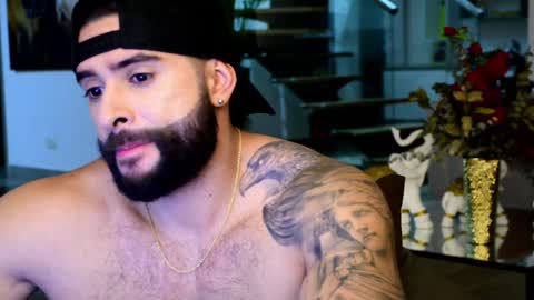 Snapshot of lukhass chatting on January 29, 12:01 am Lukhas f4f online show from January 29, 12:01 am