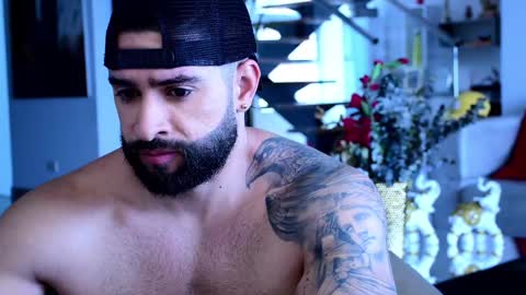 Snapshot of lukhass chatting on February 7, 4:56 pm Lukhas f4f online show from February 7, 4:56 pm