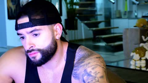 Snapshot of lukhass chatting on February 8, 4:47 am Lukhas f4f online show from February 8, 4:47 am