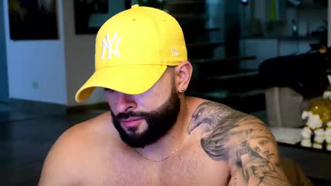 Snapshot of lukhass chatting on February 11, 2:14 am Lukhas f4f online show from February 11, 2:14 am