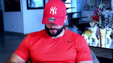 Snapshot of lukhass chatting on February 11, 10:07 pm Lukhas f4f online show from February 11, 10:07 pm