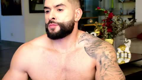 Snapshot of lukhass chatting on February 15, 1:21 am Lukhas f4f online show from February 15, 1:21 am