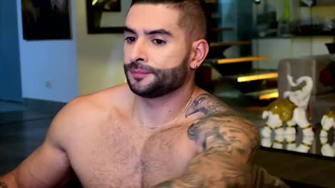 Snapshot of lukhass chatting on March 7, 11:38 pm Lukhas f4f online show from March 7, 11:38 pm