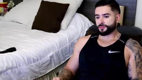 Snapshot of lukhass chatting on September 24, 5:44 am Lukhas f4f online show from September 24, 5:44 am