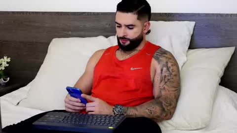 Snapshot of lukhass chatting on October 13, 11:16 pm Lukhas f4f online show from October 13, 11:16 pm