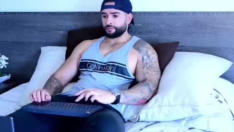 Snapshot of lukhass chatting on October 30, 5:24 pm Lukhas f4f online show from October 30, 5:24 pm