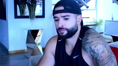 Snapshot of lukhass chatting on November 5, 5:57 pm Lukhas f4f online show from November 5, 5:57 pm