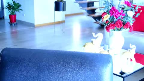 Lukhas f4f online show from February 4, 6:58 pm