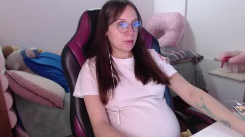 Vicky online show from December 20, 6:35 pm